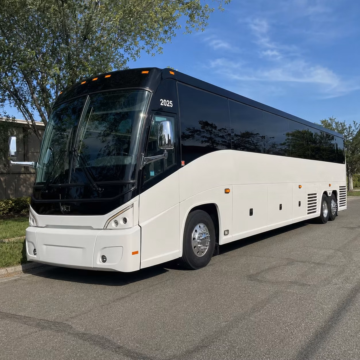 you can find and book long distance transportation in chandler and any nearby city